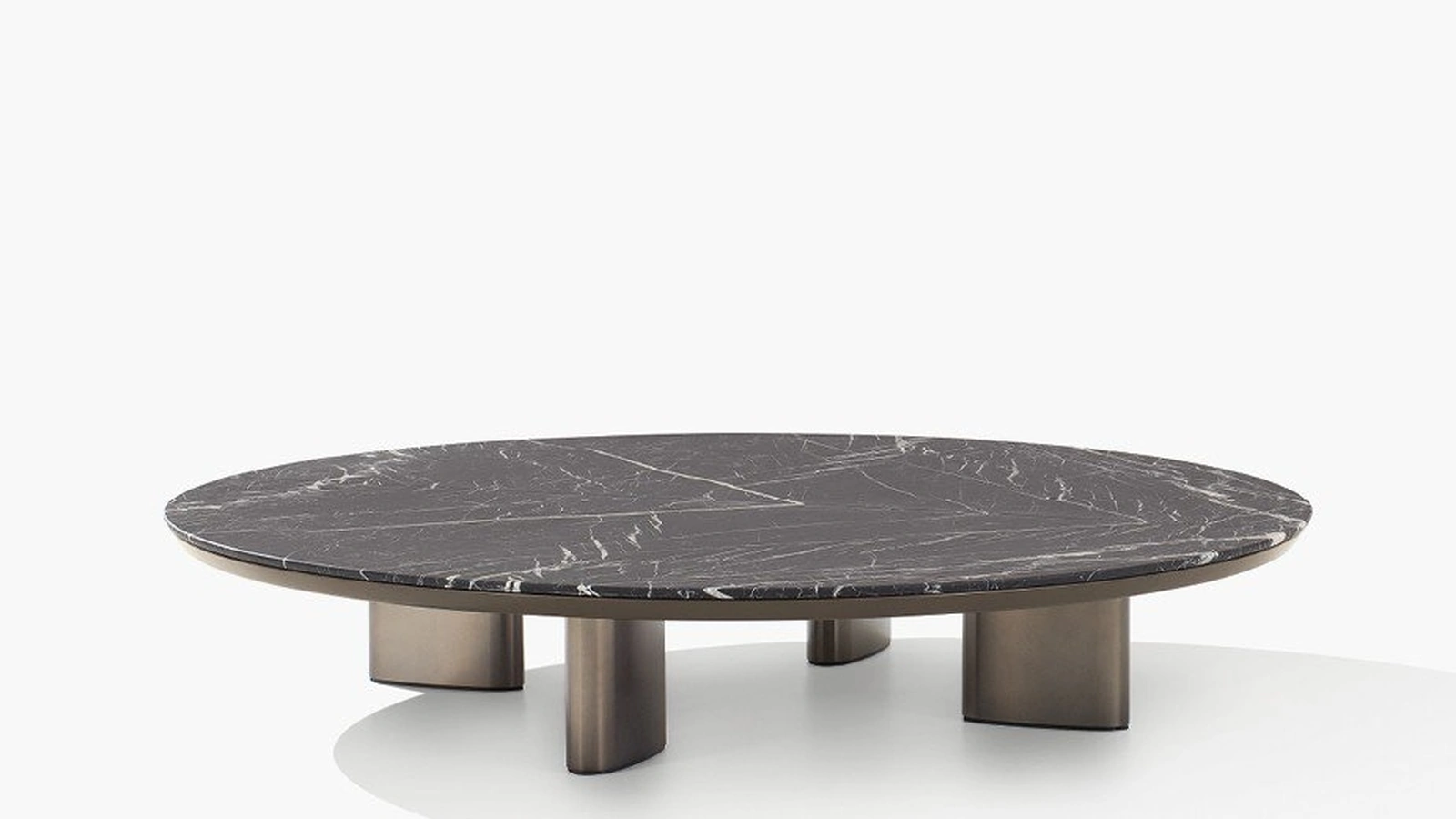 Tavolino Adrien con piano in marmo di Poliform