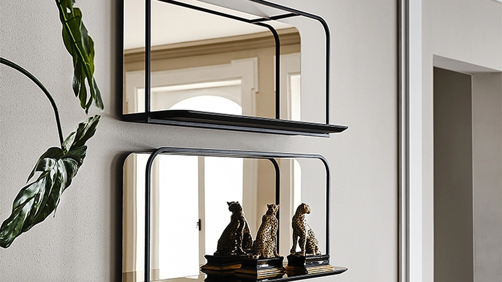 Mensola Tresor in metallo e cristallo specchiato di Cattelan Italia