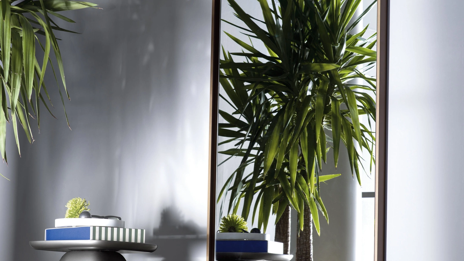 Specchio Odette di Novamobili