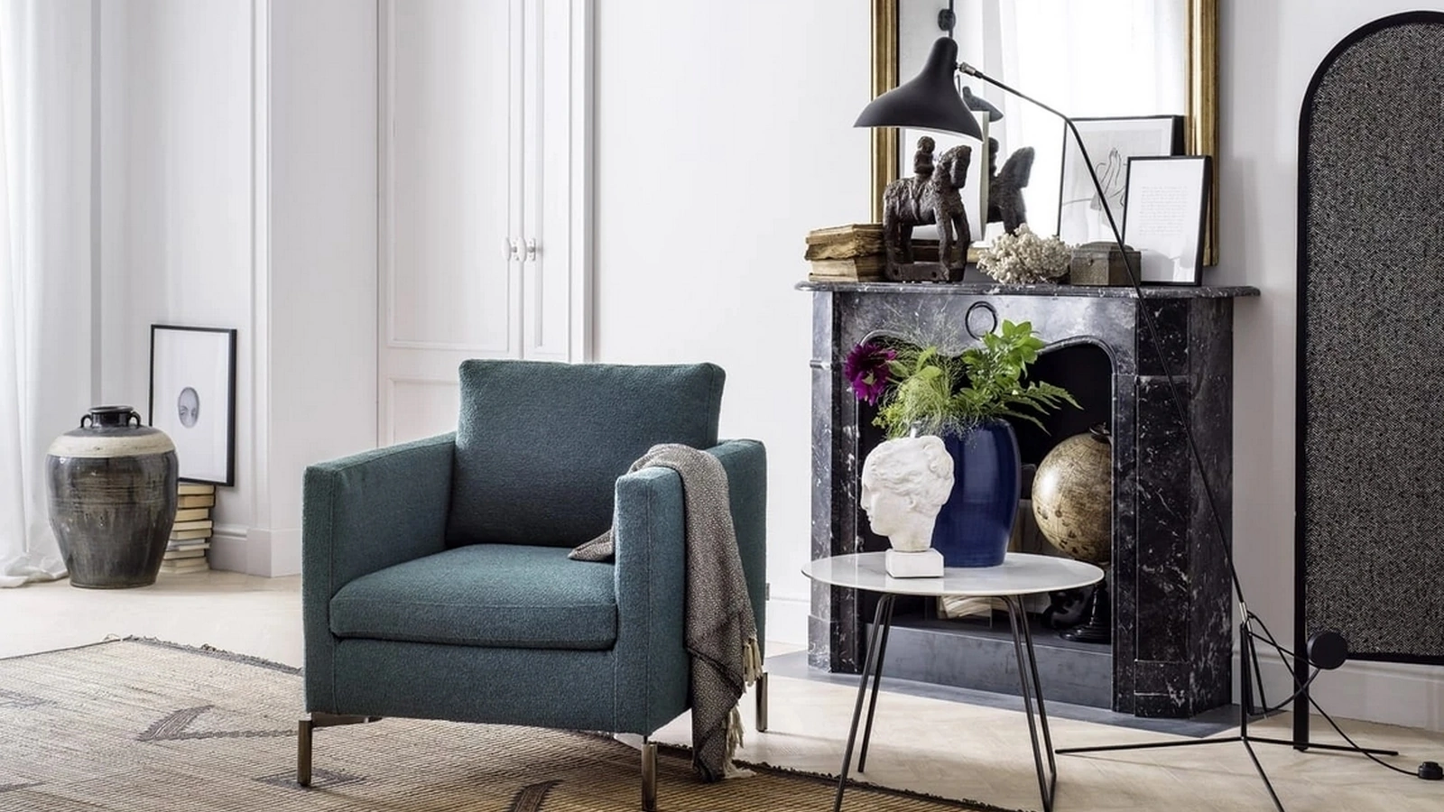 Tavolino rotondo in marmo Orbis di Novamobili