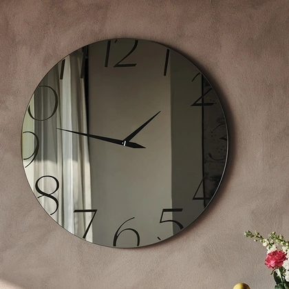 Orologio specchiato Moment di Cattelan Italia