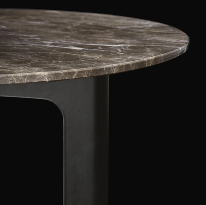 Tavolino rotondo con top in marmo Baba di Poliform