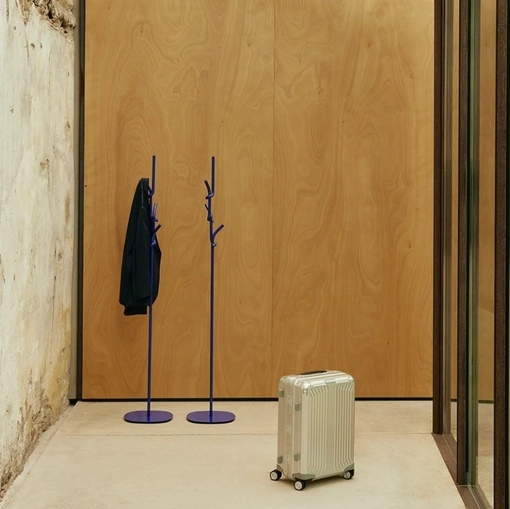 Appendiabiti Softer than Steel in acciaio intrecciato di Desalto