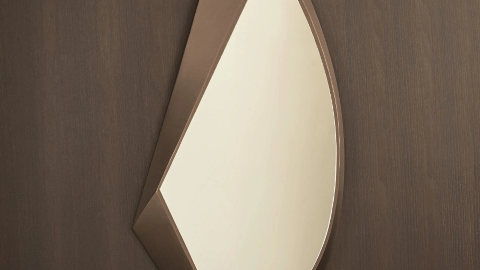 Specchio Avion con cornice in metallo di Riflessi