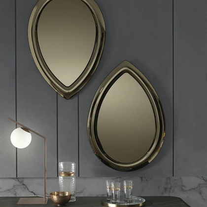 Specchio a goccia con cornice in cristallo Petalo di Riflessi