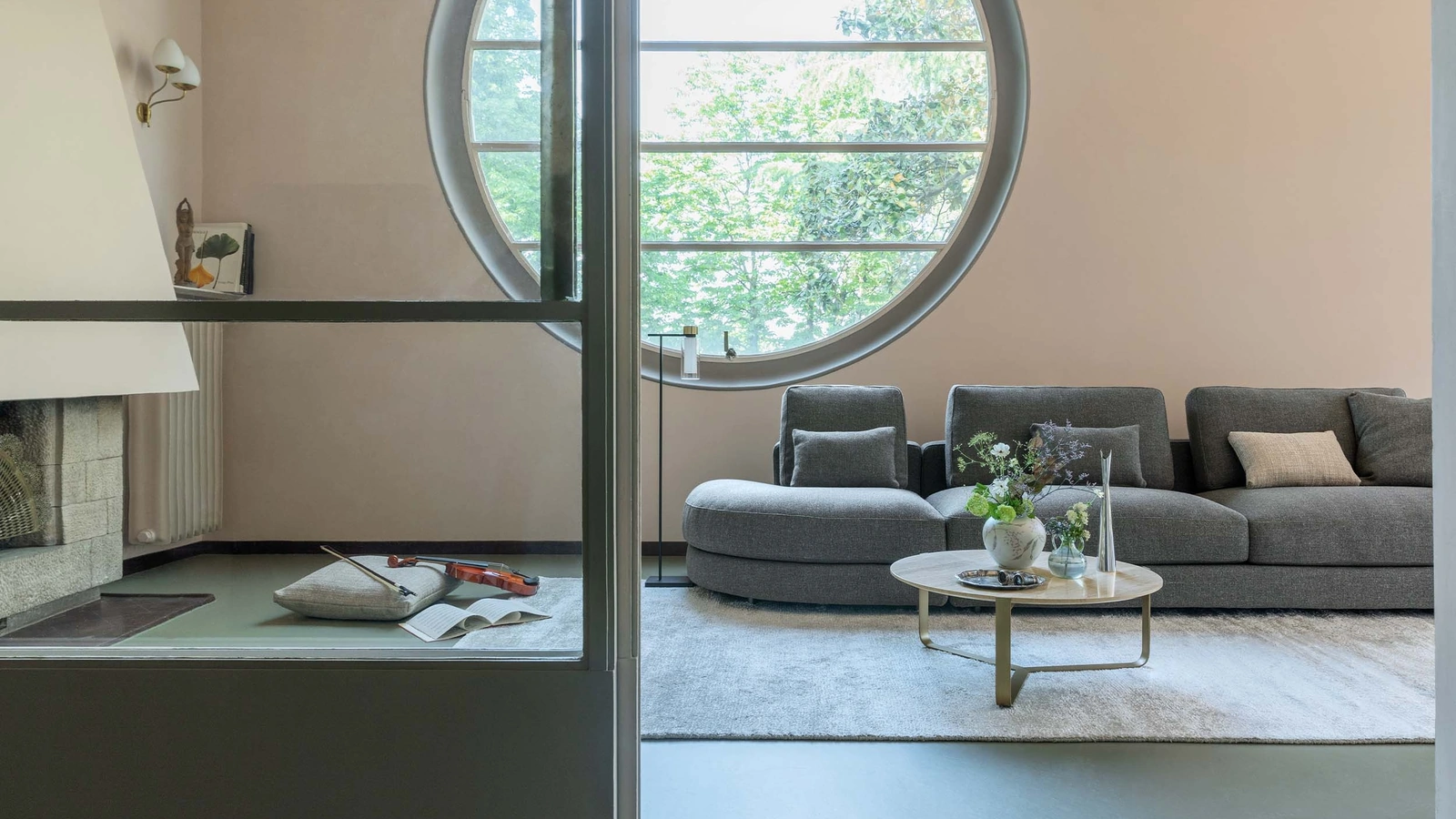 Tavolino Yari con top in marmo di Flou