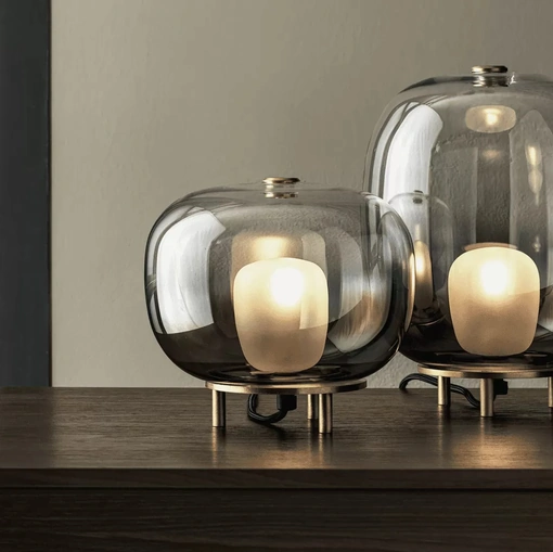 Lampada Blow da tavolo in vetro con base in ottone di Bontempi