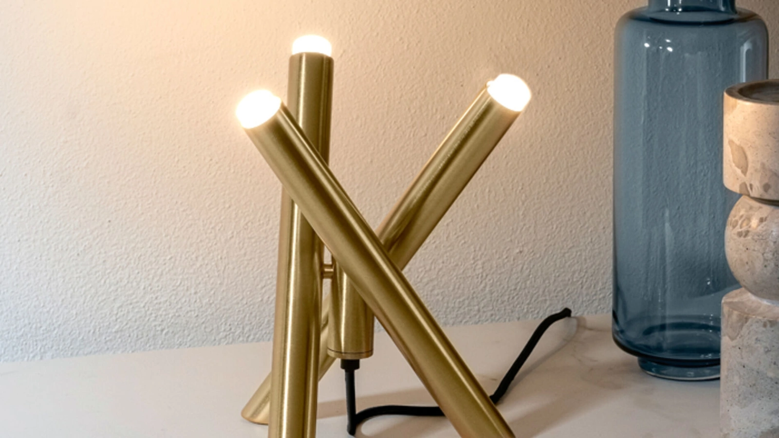 Lampada da tavolo Shangai T di Riflessi