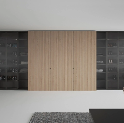 Armadio Freedhome Apertura Totale 50 Canneté in rovere e vetro di Caccaro