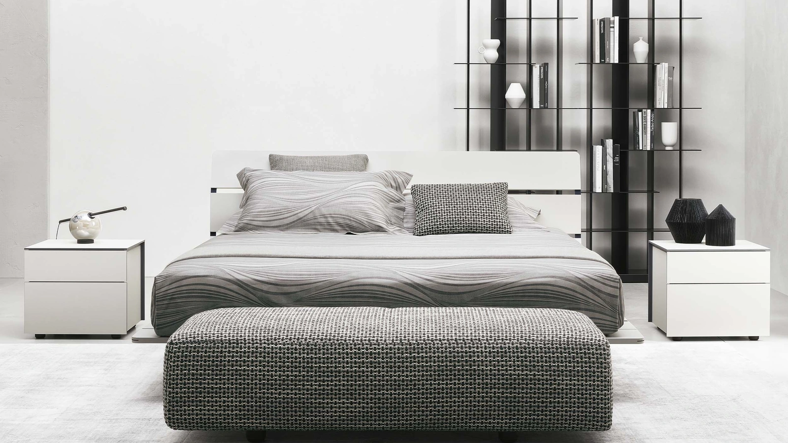 Comodino Juta in laccato opaco di Flou