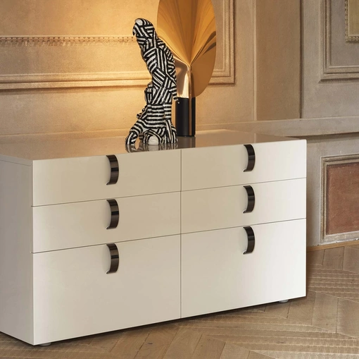 Comò in laccato opaco Splendor di Flou