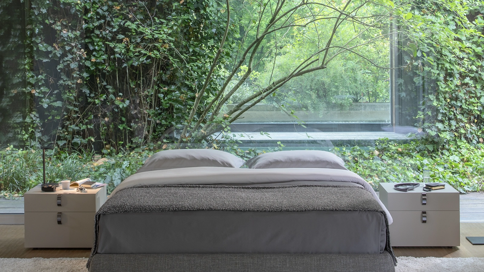 Comodino Splendor di Flou