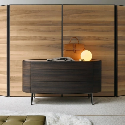 Comò Kelly in olmo nero di Poliform