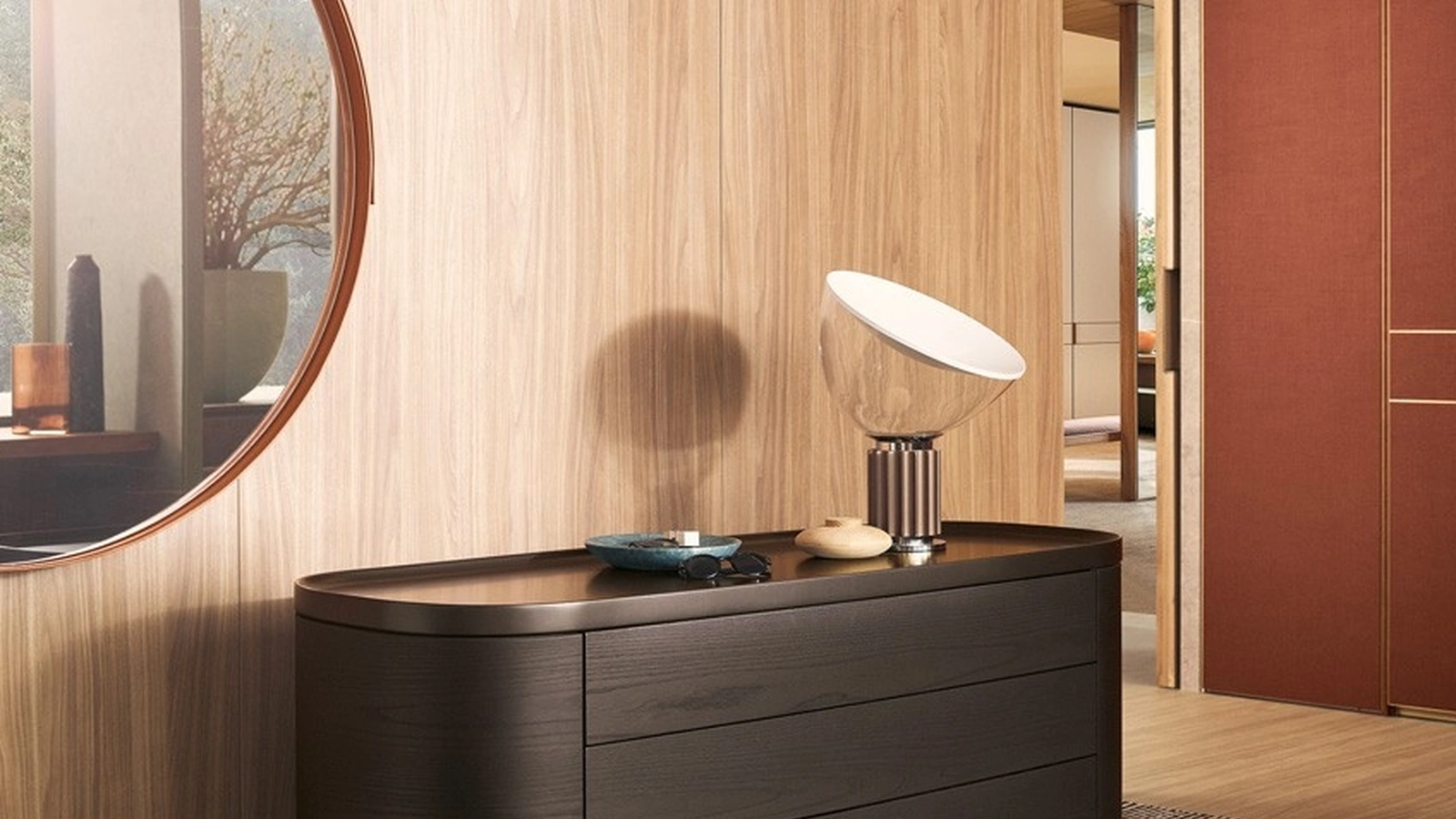 Comò in olmo nero Gentleman di Poliform