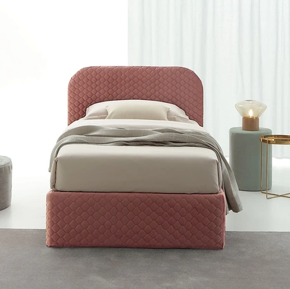 Letto Singolo in tessuto trapuntato con testiera arrotondata ai lati Golf 602A di Oggioni