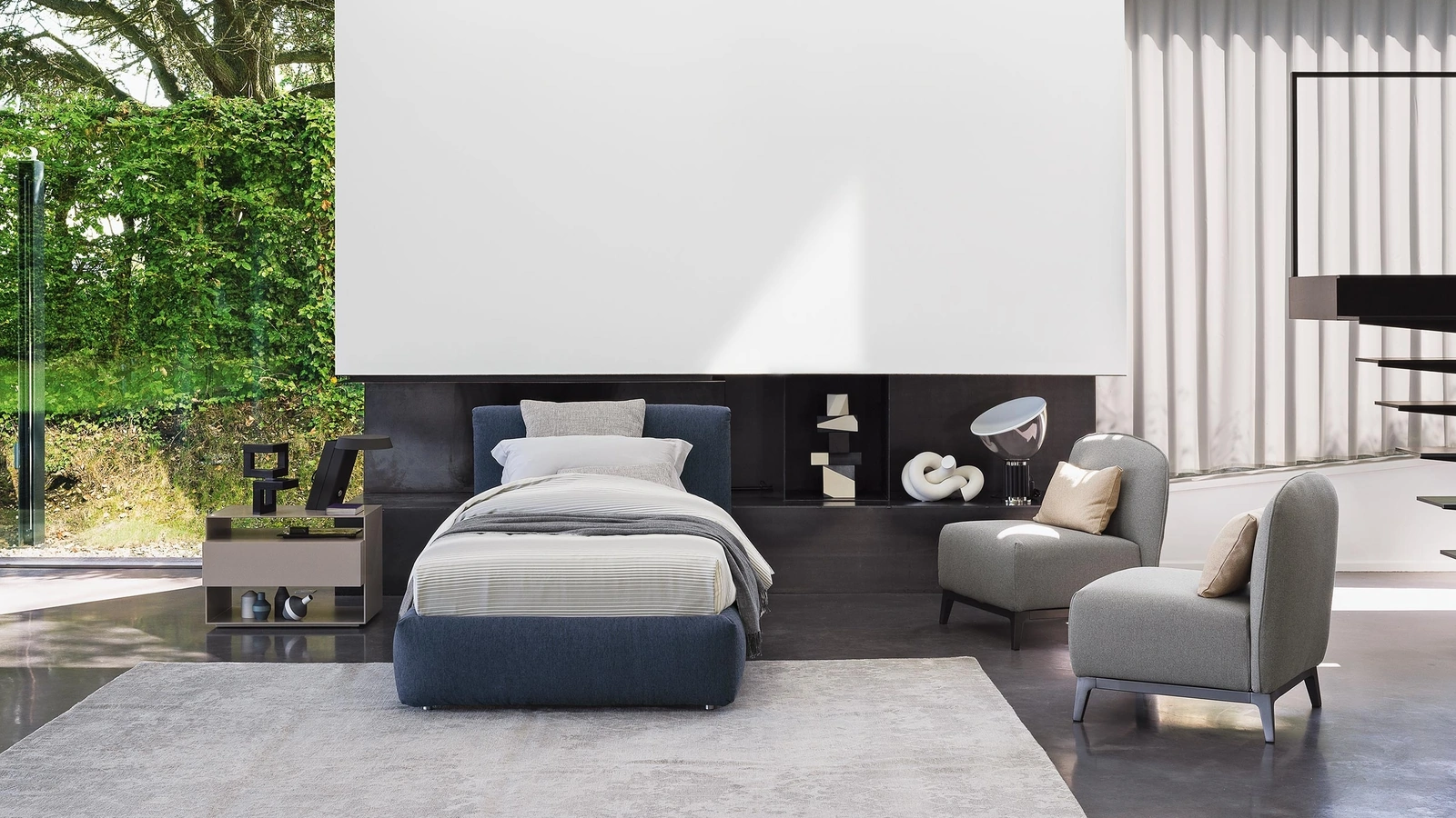 Letto Singolo moderno ed elegante Merkurio in tessuto morbidamente imbottito di Flou