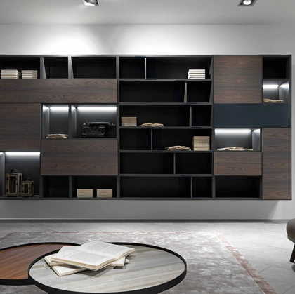 Libreria sospesa Edis N20 in legno e laccato opaco di Fimar