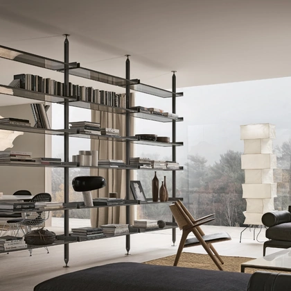 Libreria divisoria Zenit Piombo in metallo con mensole in vetro di Rimadesio