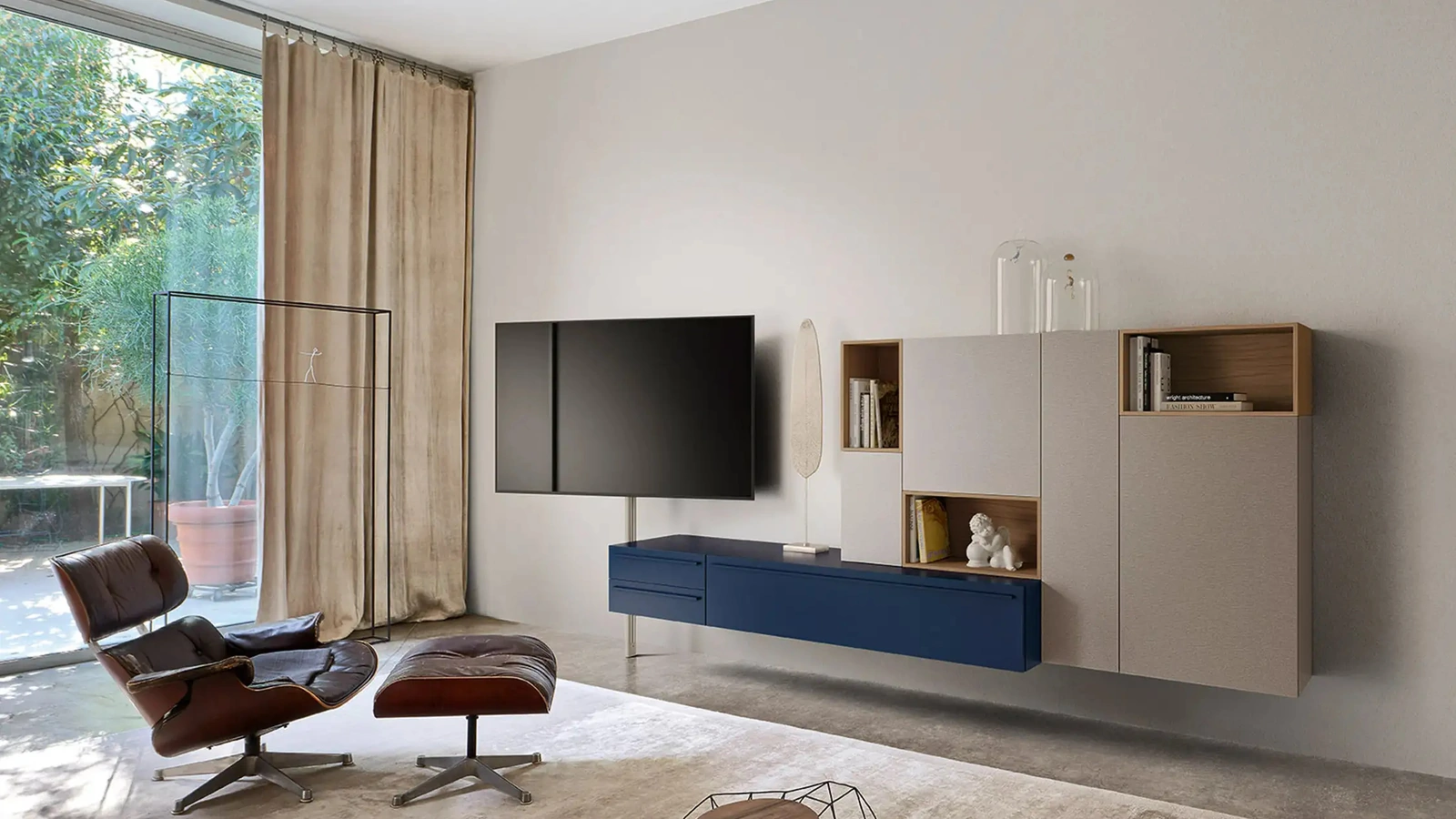 Mobile Porta Tv Tv Video in laccato di Sangiacomo