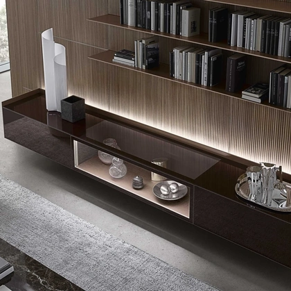 Parete Attrezzata Self Bold Self Bold in vetro laccato Amaranto lucido di Rimadesio