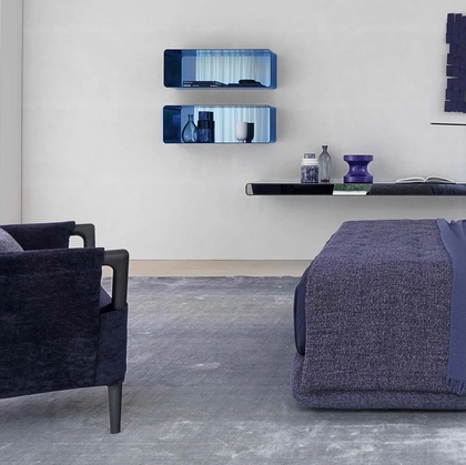 Poltrona Gaudì in velluto di Flou