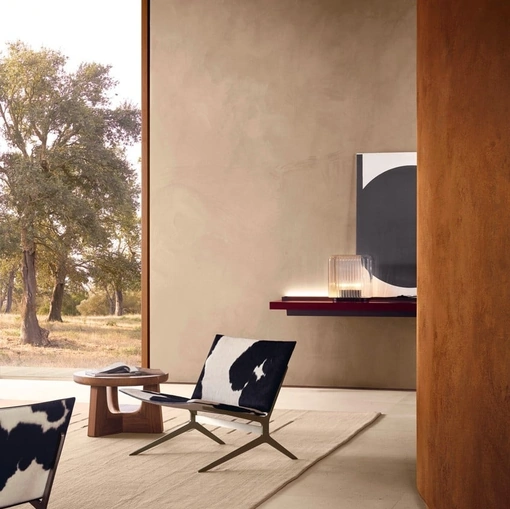 Poltrona di design Kay Lounge in pelle bianca e nera di Poliform