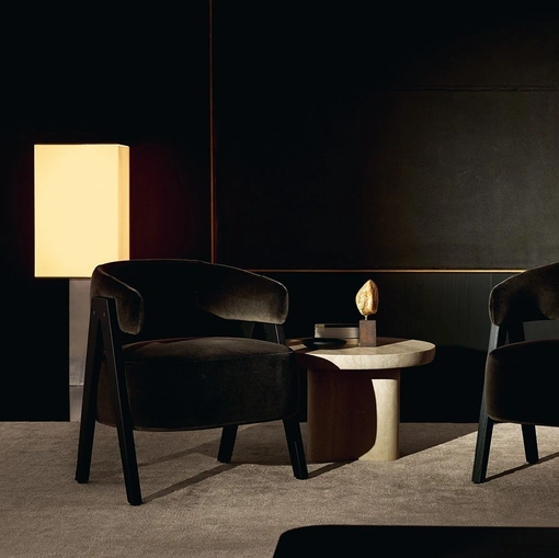 Poltroncina in velluto Loai di Poliform