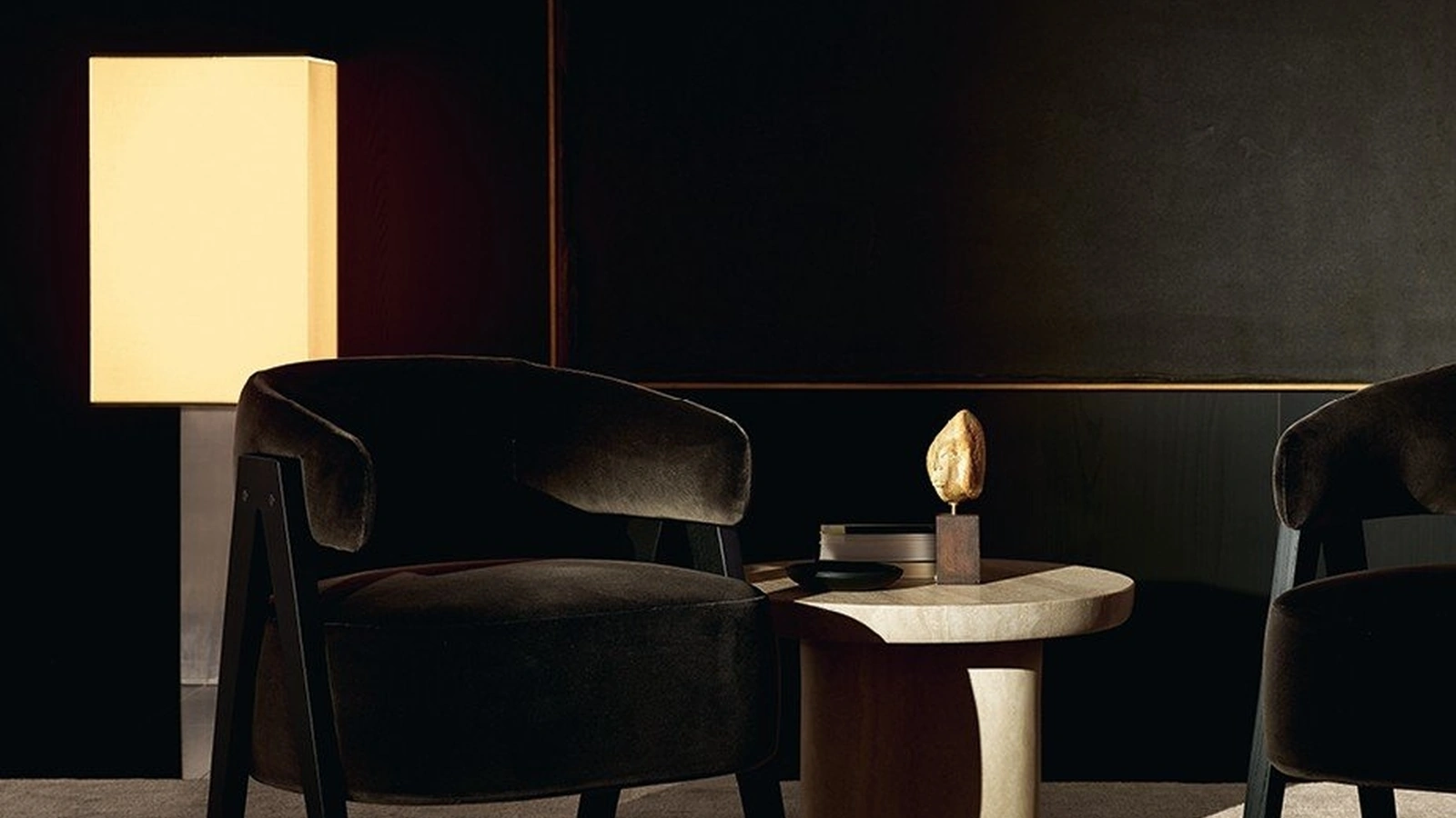 Poltroncina in velluto Loai di Poliform