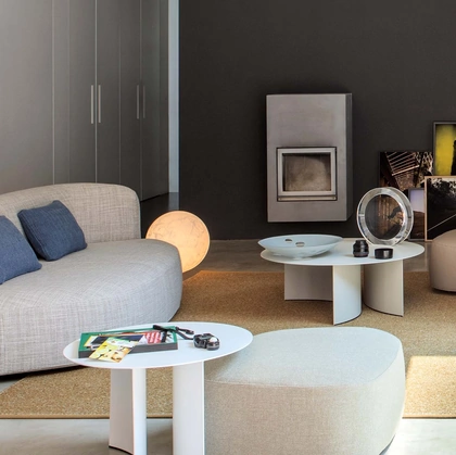 Divano lineare in tessuto Pierre di Flou