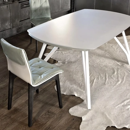 Sedia Alfa in legno massello e laccato di Bontempi