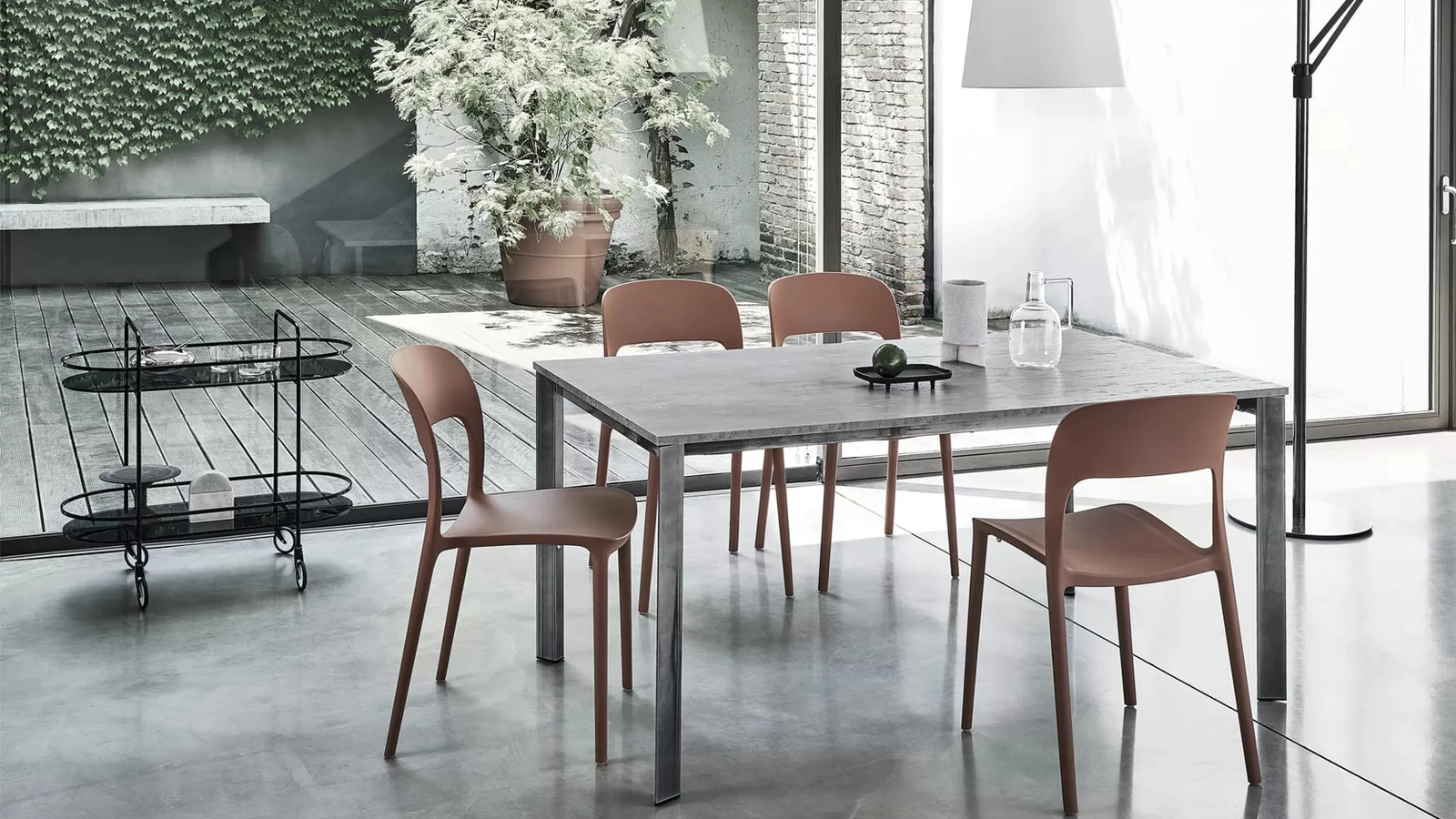 Sedia impilabile Gipsy in polipropilene e fibra di vetro riciclabile di Bontempi