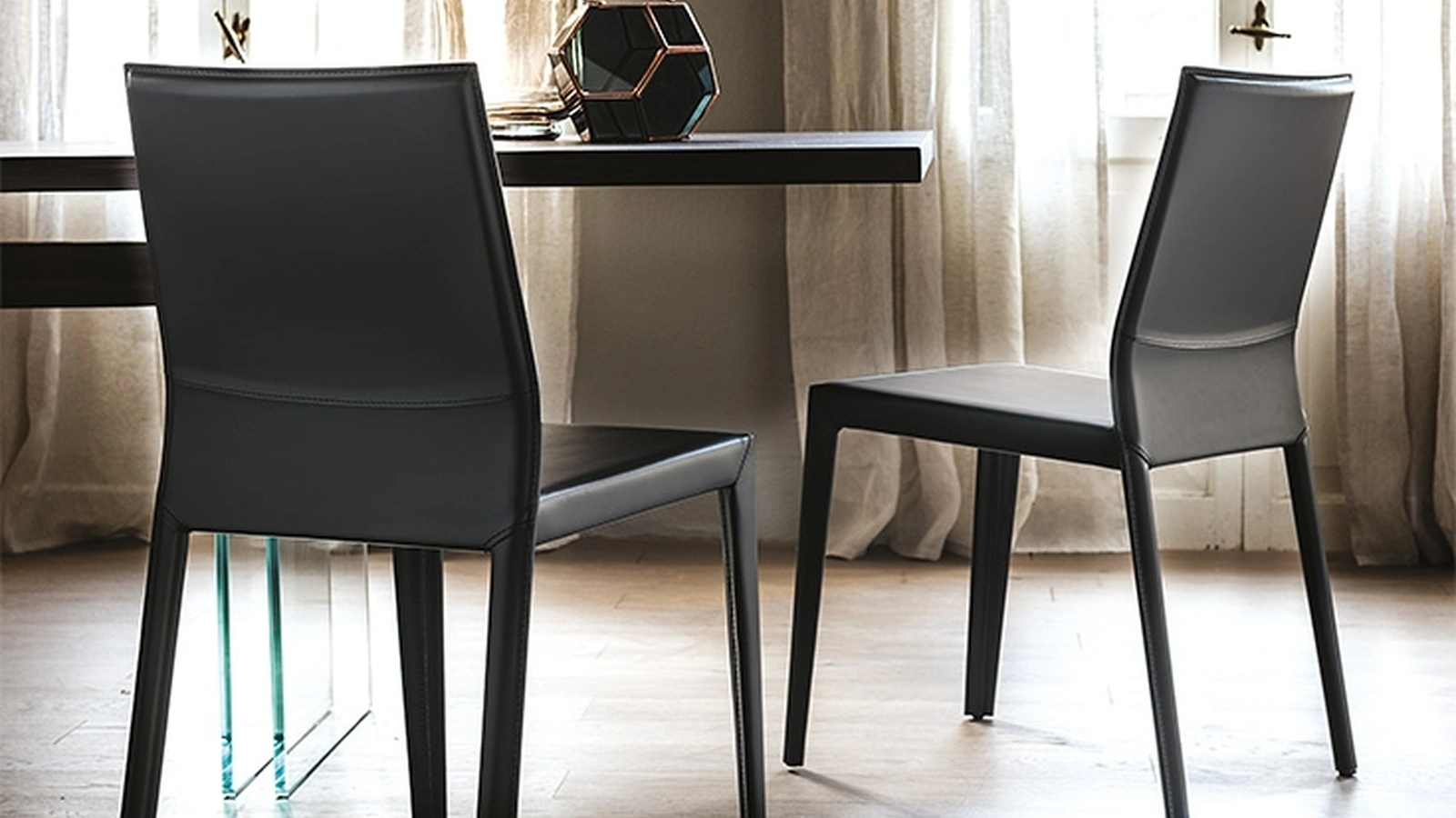 Sedia in cuoio senza braccioli Margot Cattelan Italia