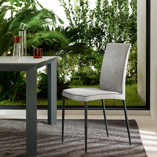 Sedia Marta Flex in tessuto imbottito di Riflessi