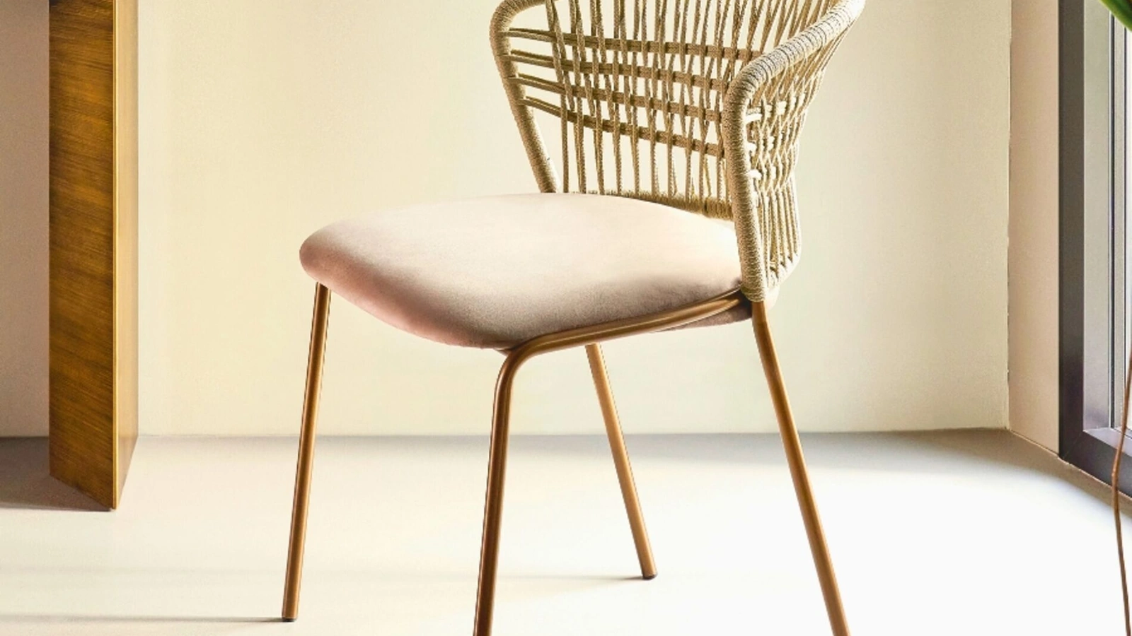 Sedia Soffio in cordino di poliestere e seduta imbottita di Riflessi