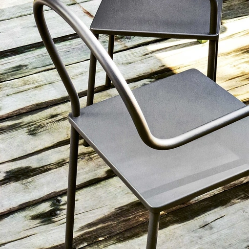 Sedia di design Softer than Steel in acciaio di Desalto