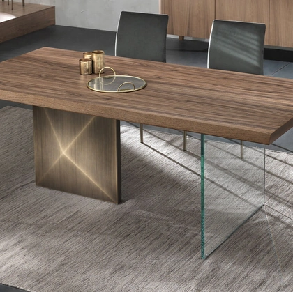 Tavolo Cubric in Noce Canaletto di Riflessi