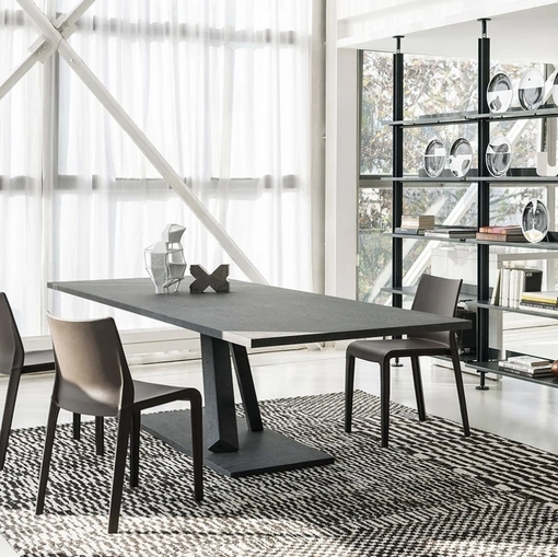 Tavolo rettangolare Element in materico cemento di Desalto