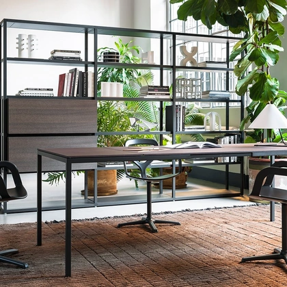 Tavolo allungabile Helsinki 30 in laminato con struttura smontabile in acciaio di Desalto