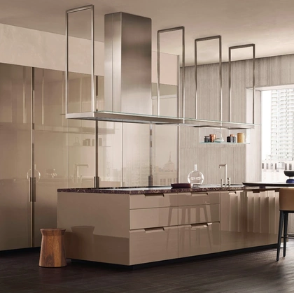 Cucina Design con isola in laccato lucido Shape 02 di Poliform
