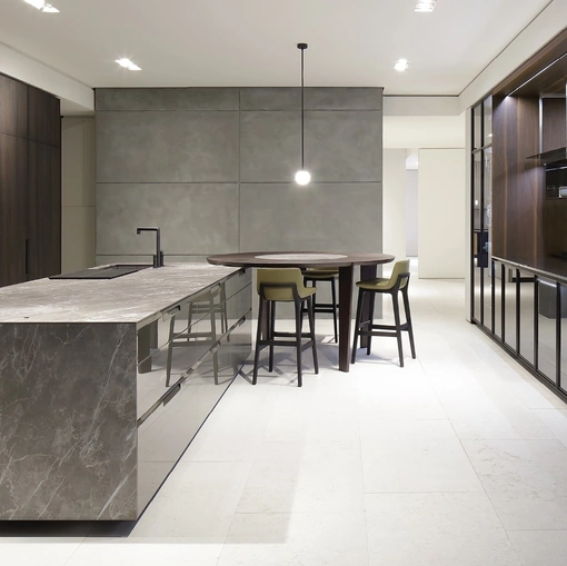 Cucina Design con isola Shape 04 di Poliform