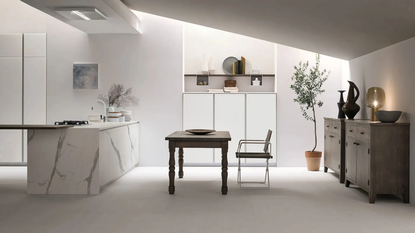 Cucina Moderna con penisola Aliant 10 in vetro e HPL di Stosa