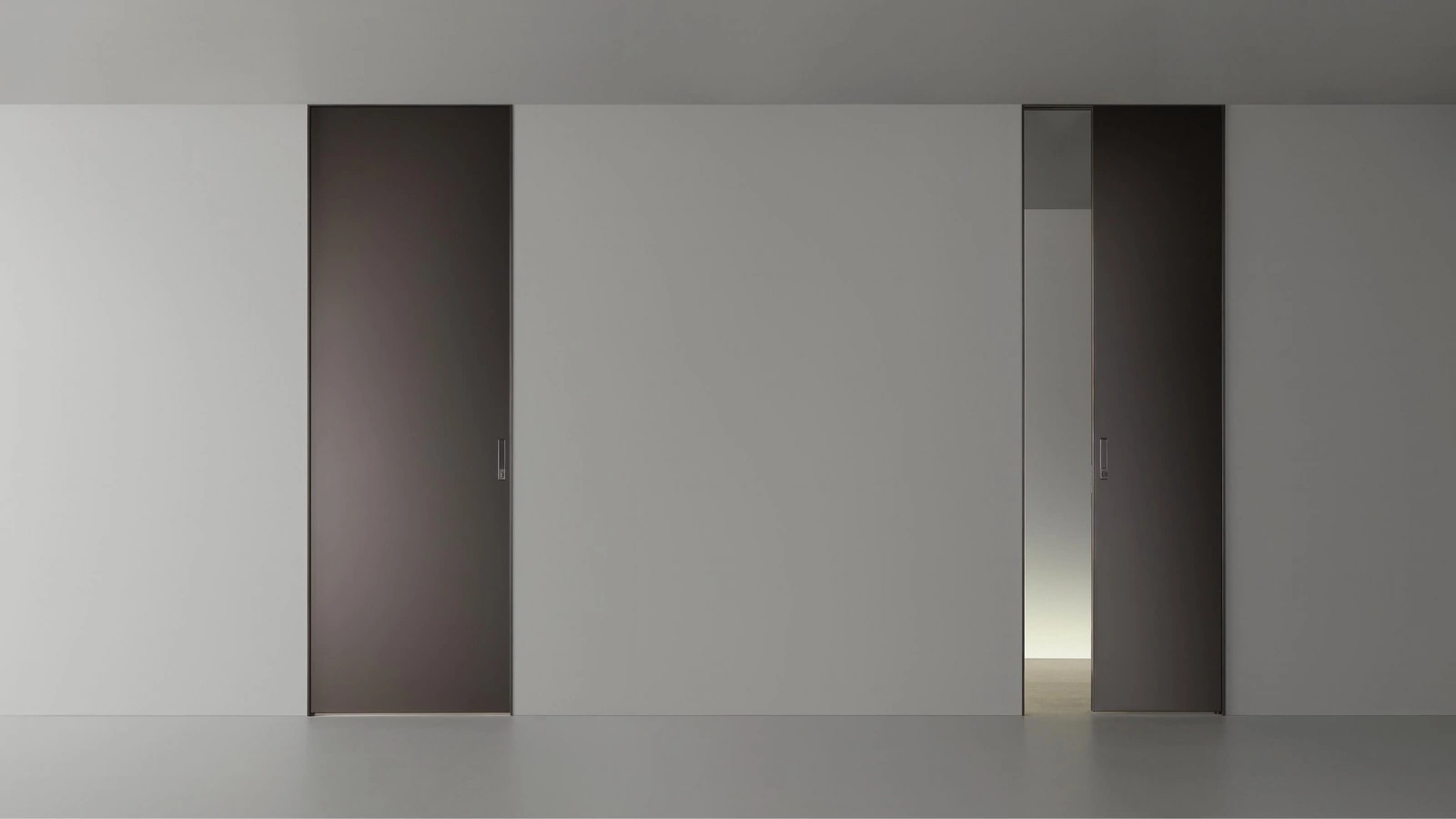 Porta per interni scorrevole Aura in vetro laccato di Rimadesio