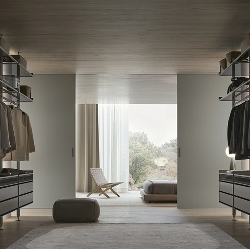 Porta per interni Graphis Plus in laccato opaco di Rimadesio