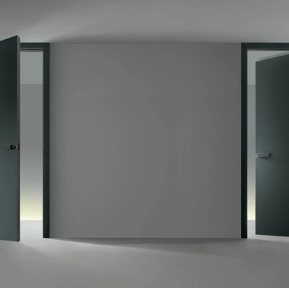 Porta battente per interni Luxor in laccato Ardesia opaco di Rimadesio