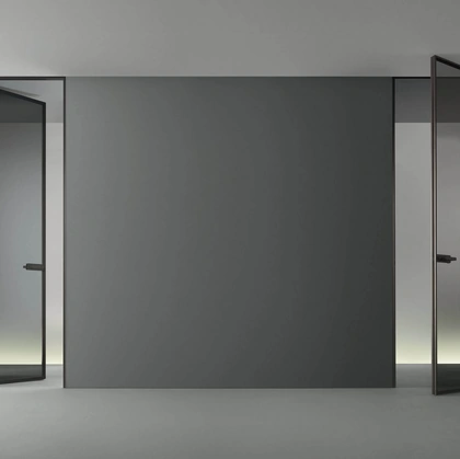 Porta per interni Zen in vetro grigio trasparente con telaio in alluminio di Rimadesio