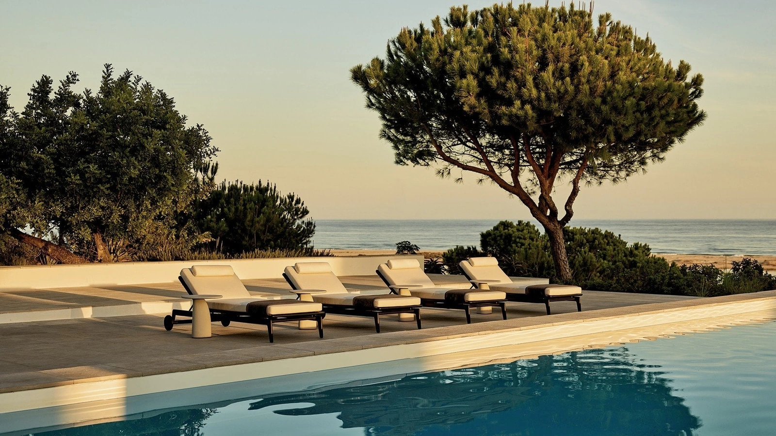 Sunbed Magnolia di Poliform